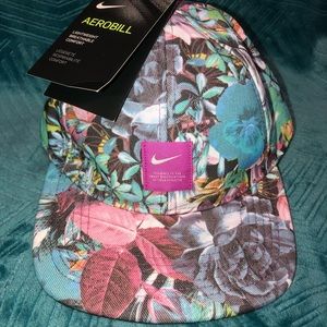 Nike golf hat